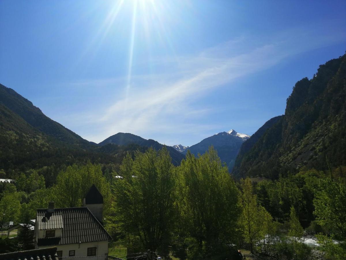 Apartamentos Mobison Salinas de Bielsa ภายนอก รูปภาพ
